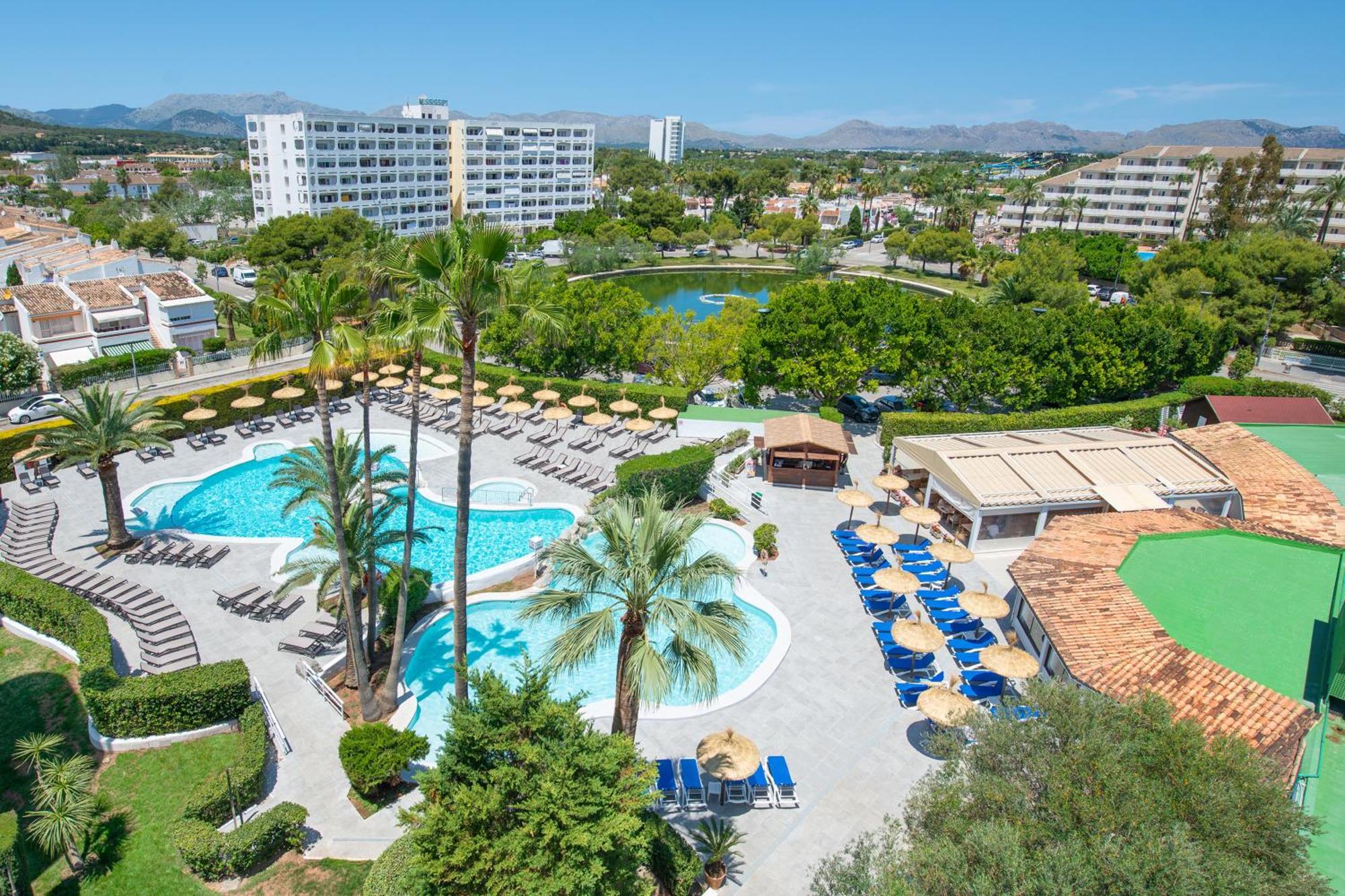 Alcudia Beach Apartments Port de Alcudia  Bagian luar foto