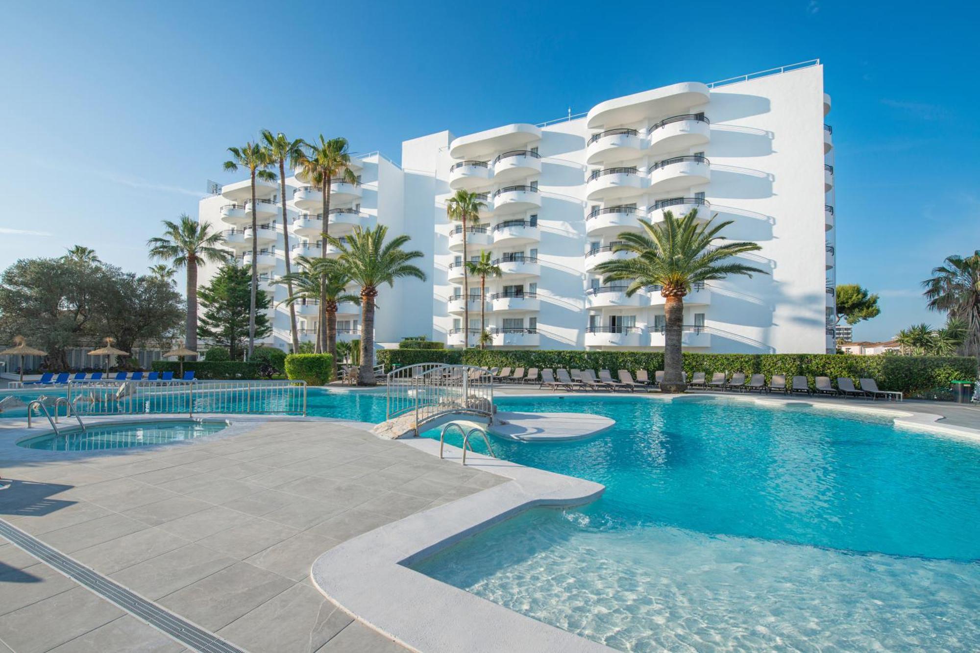 Alcudia Beach Apartments Port de Alcudia  Bagian luar foto