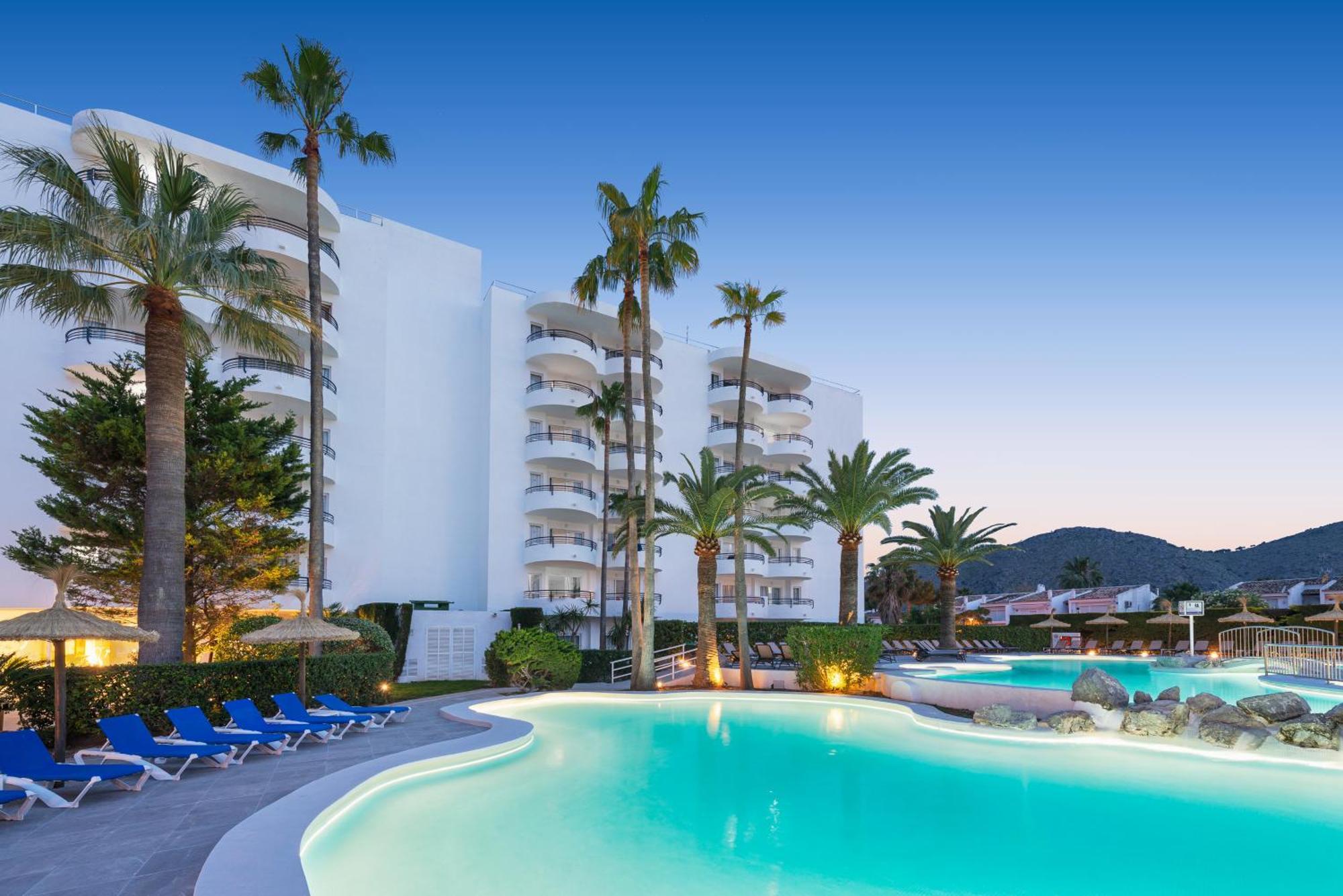 Alcudia Beach Apartments Port de Alcudia  Bagian luar foto
