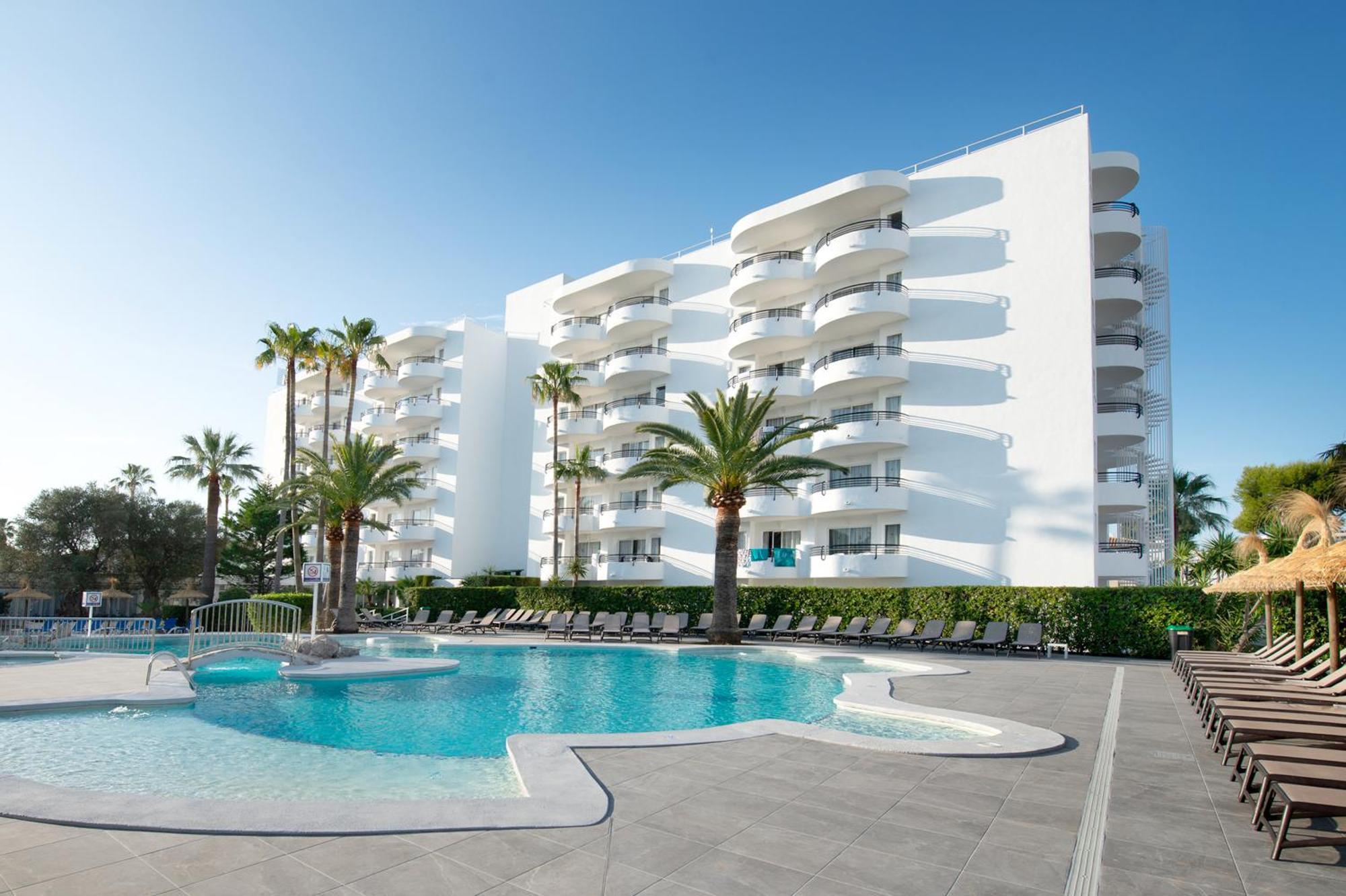 Alcudia Beach Apartments Port de Alcudia  Bagian luar foto