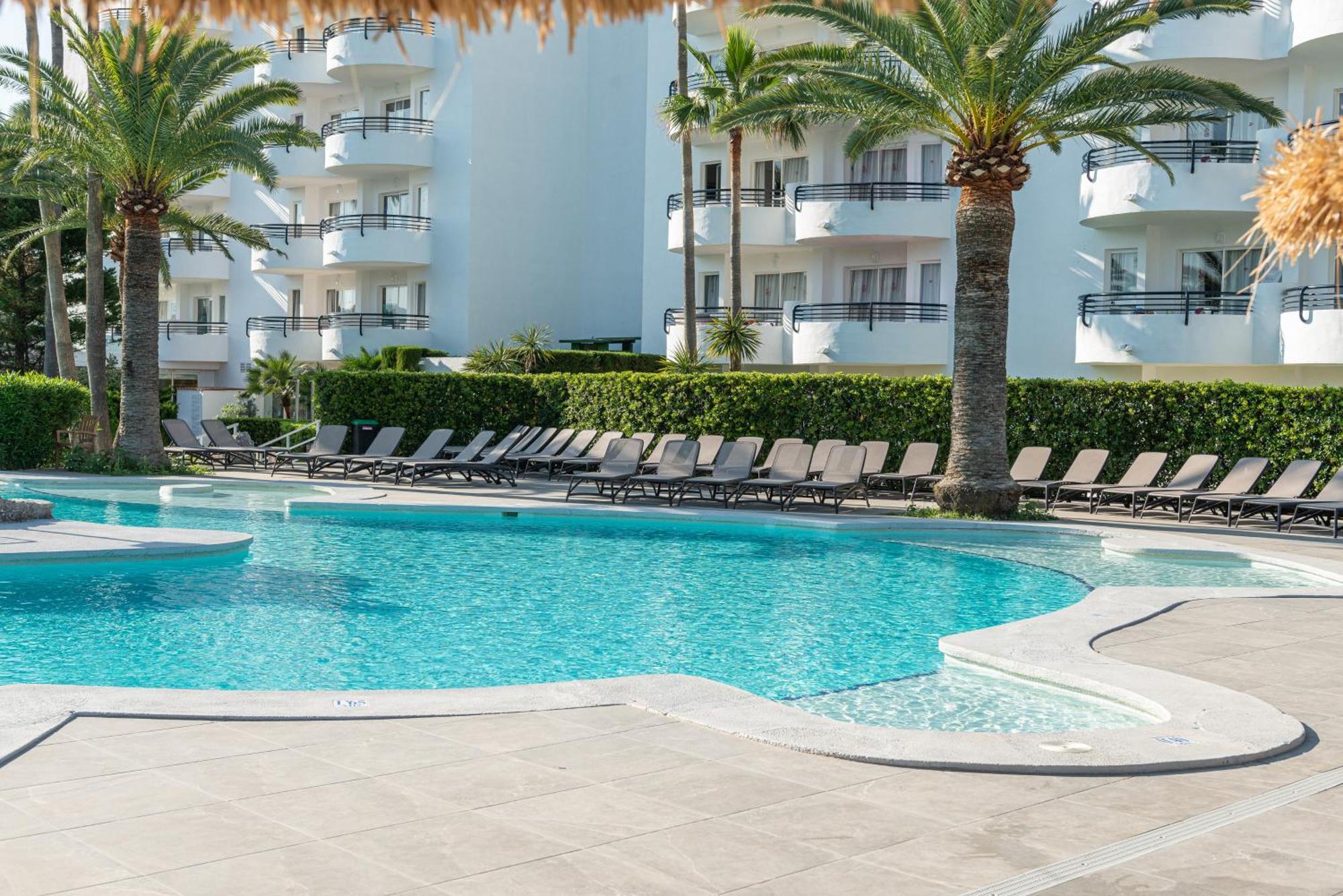 Alcudia Beach Apartments Port de Alcudia  Bagian luar foto
